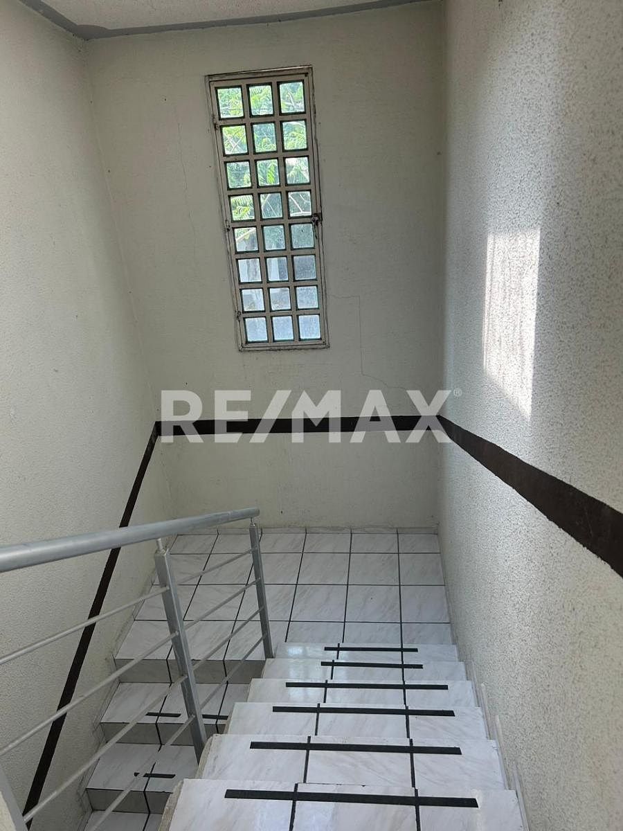 Lote comercial em Jardines de La Hacienda, Querétaro, foto 11 de 13