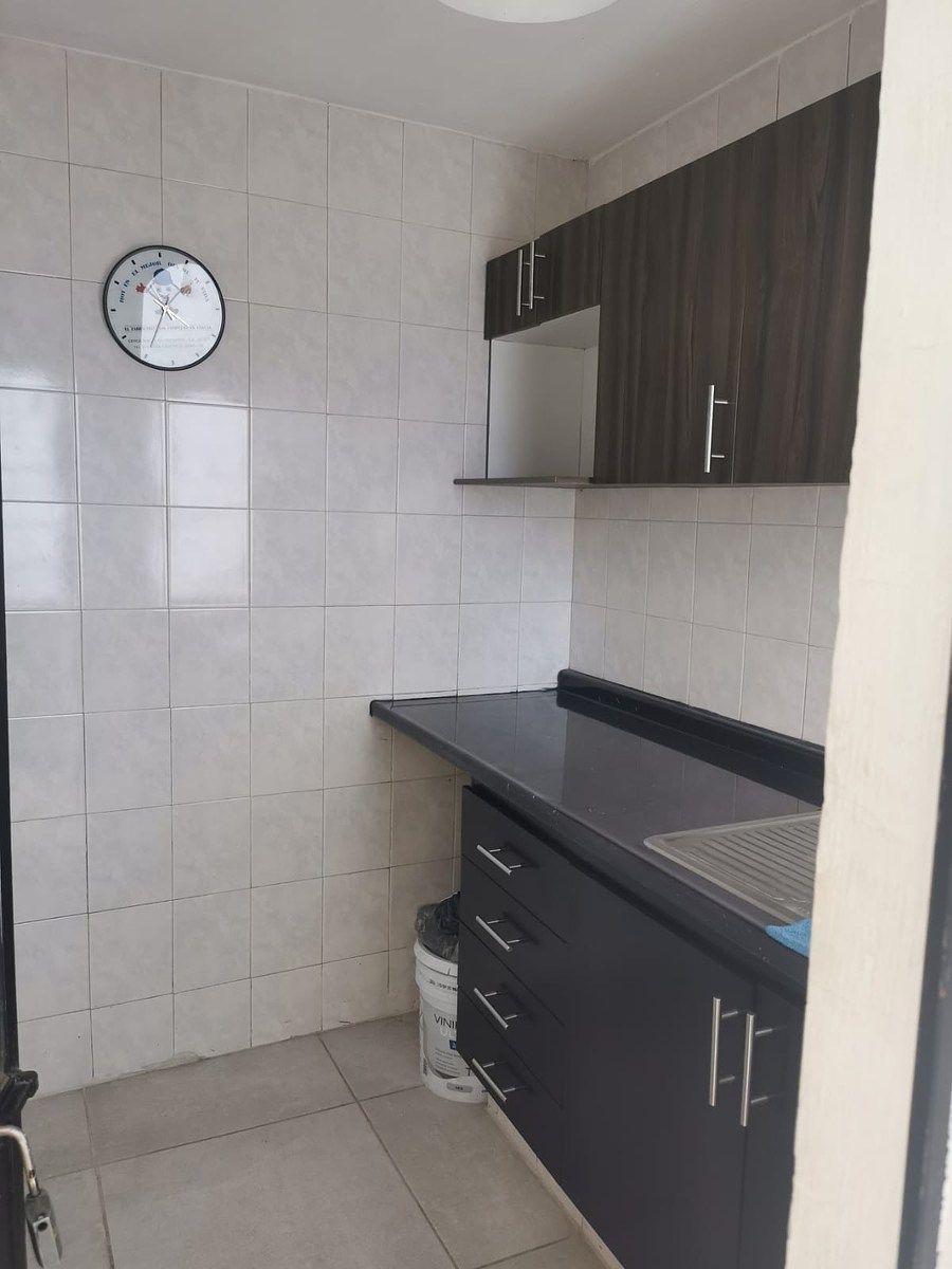 Commercial Storage Unit in Del Sur, Guadalajara, photo 6 of 12