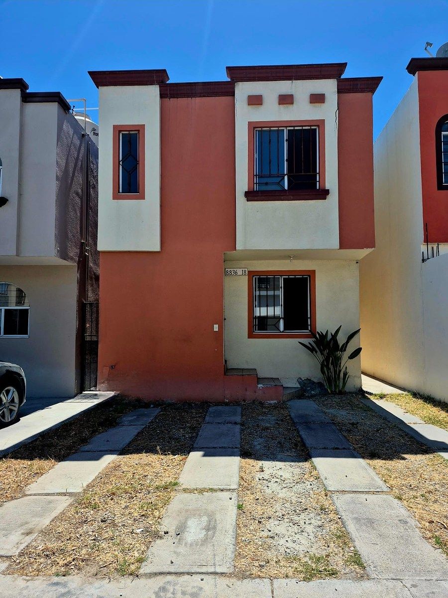 LA-Casa en Renta en Jardines de la Misión, foto 1 de 9
