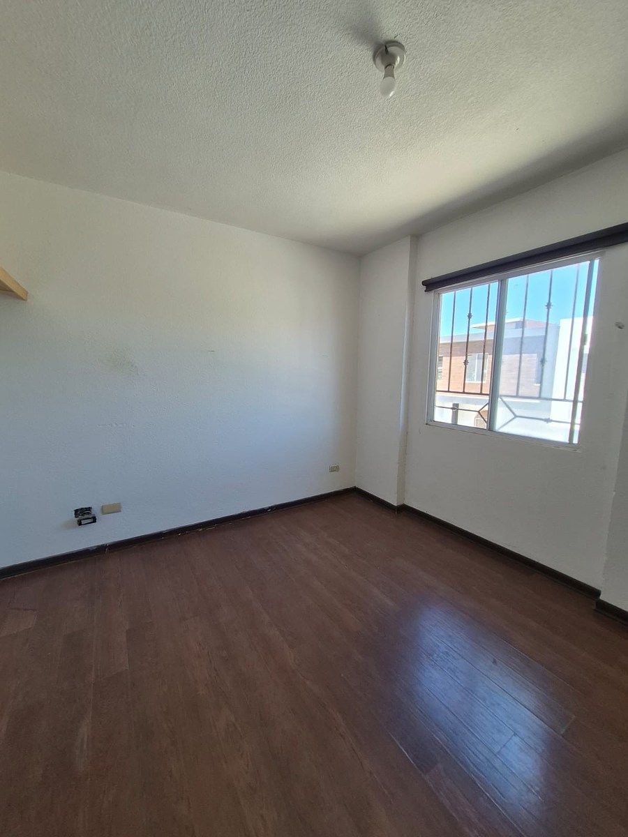 Casa em Colinas de California, Tijuana, foto 4 de 9