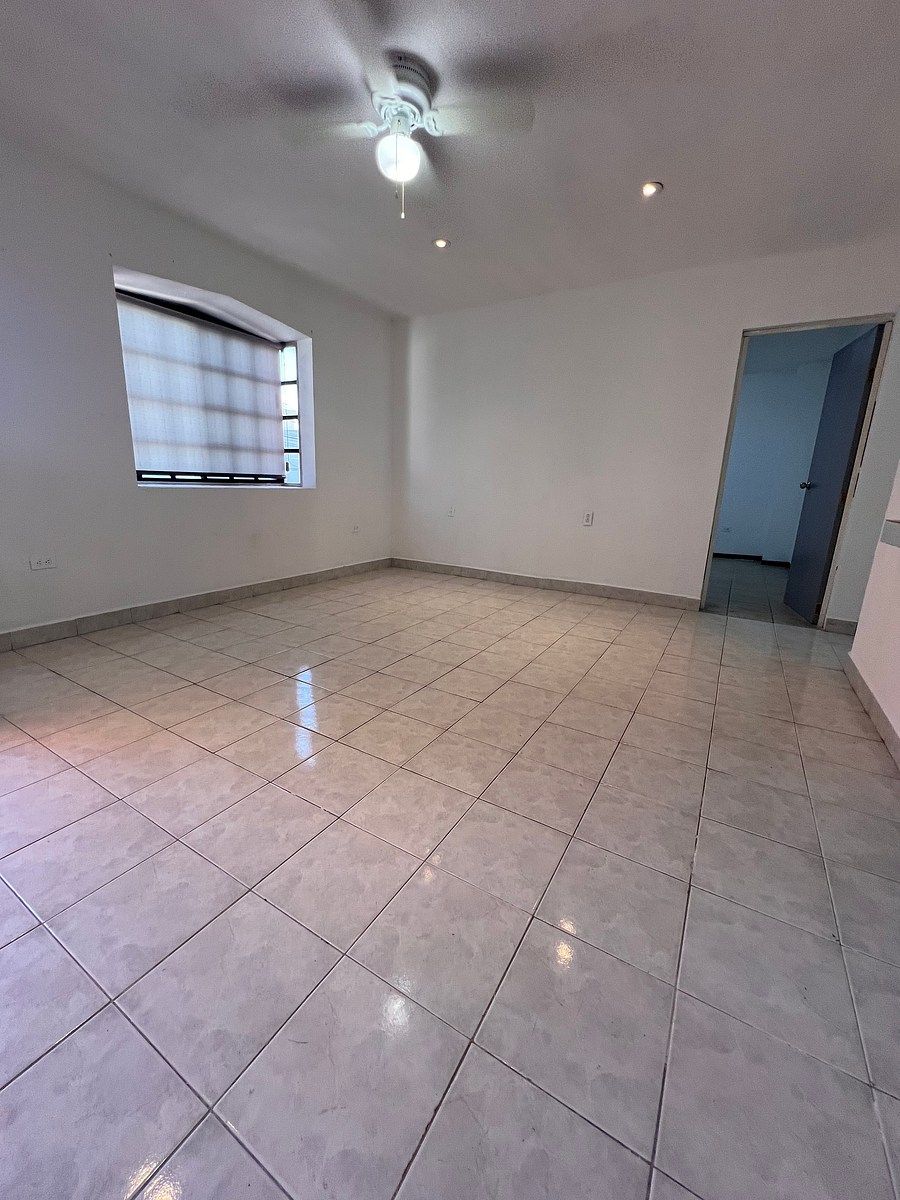 Apartment in Bernardo Reyes, Monterrey, photo 4 of 17