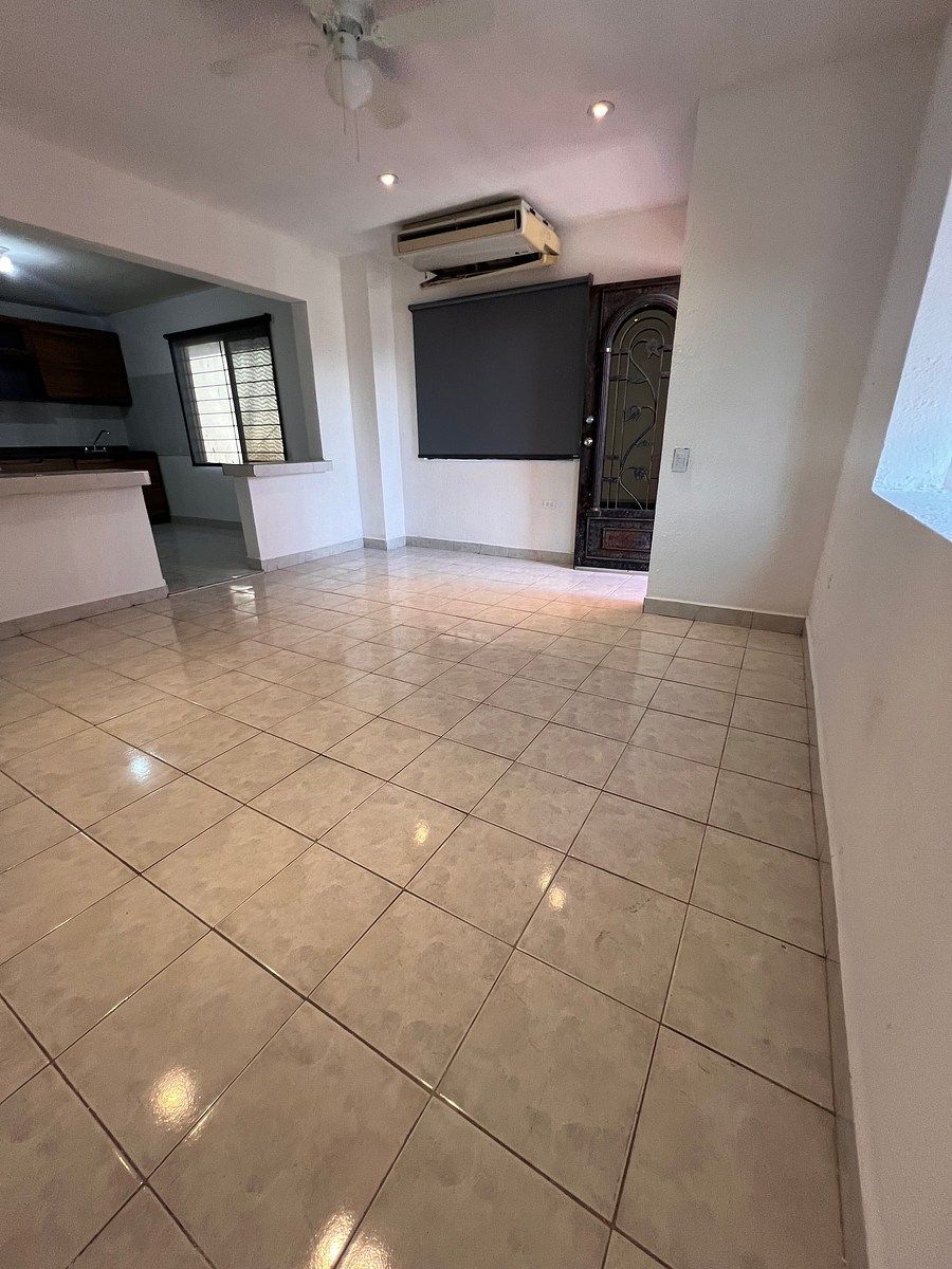 Apartment in Bernardo Reyes, Monterrey, photo 5 of 17