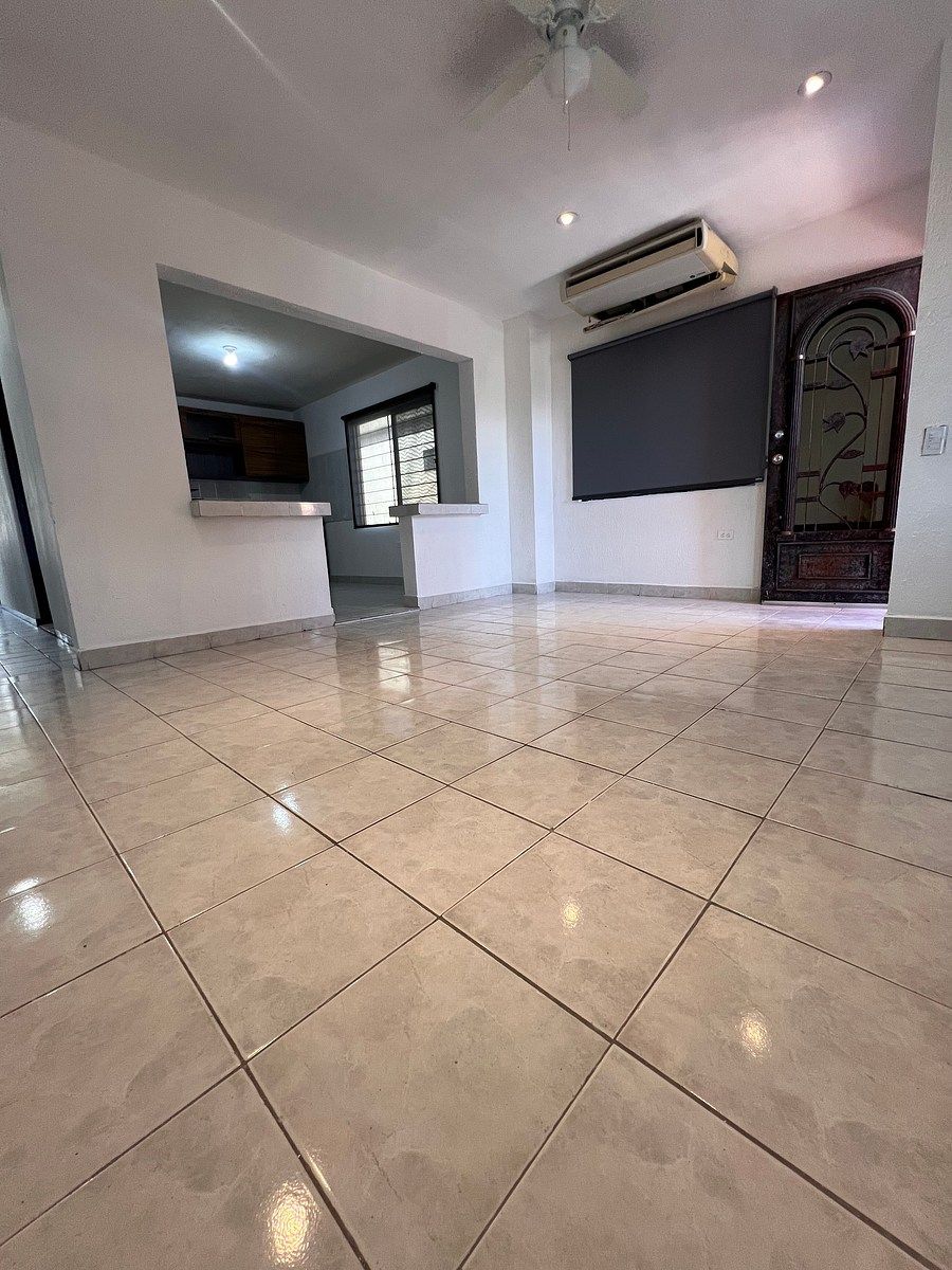 Apartment in Bernardo Reyes, Monterrey, photo 6 of 17