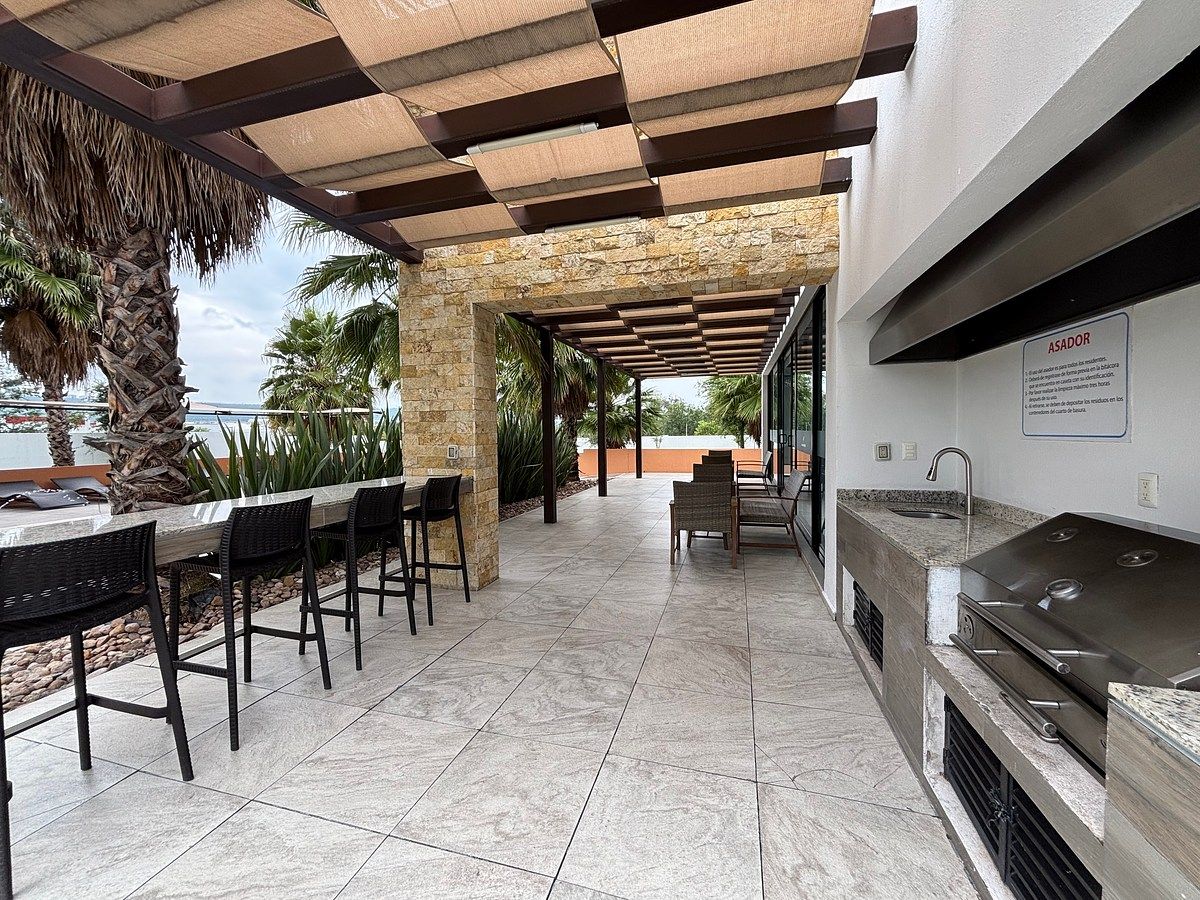 Salón de usos múltiples y terraza, foto 33 de 43