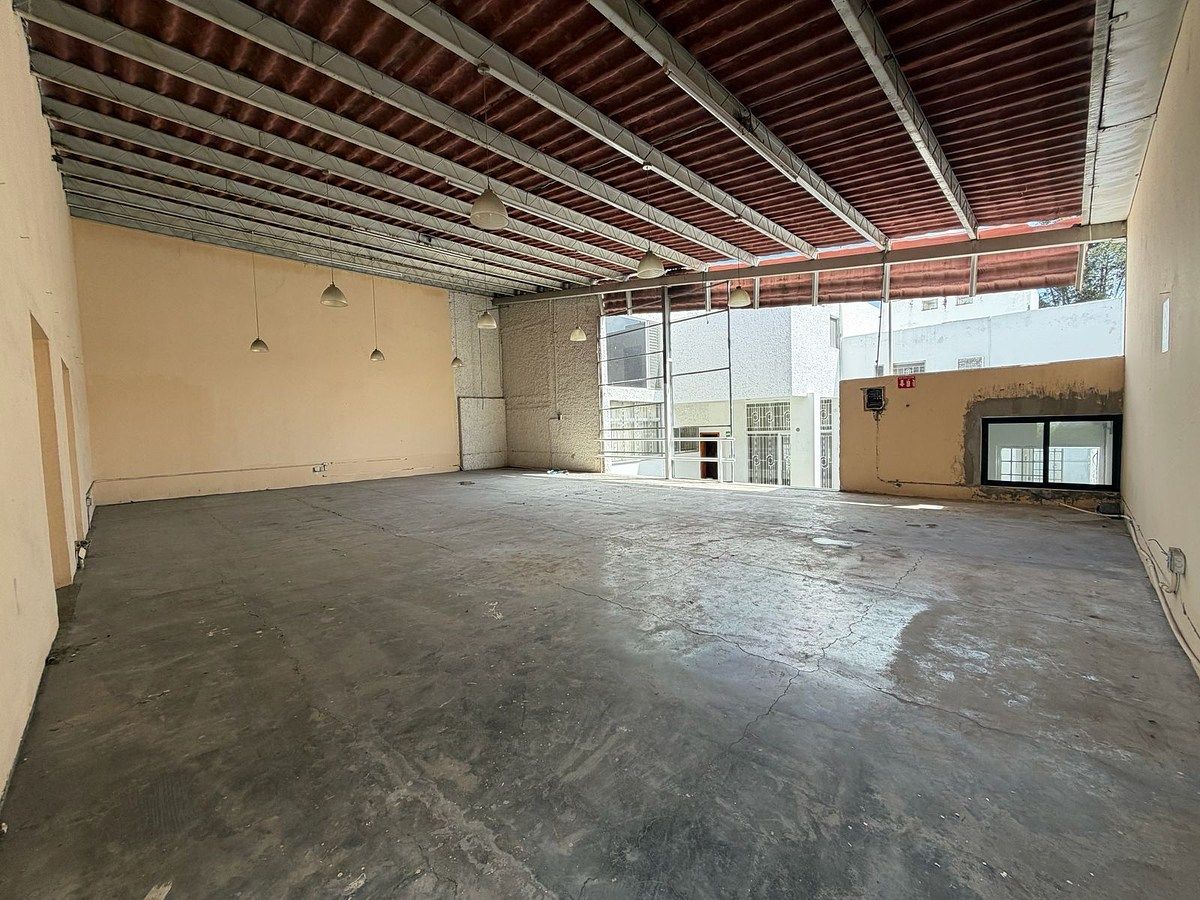 House with Commercial Use in Moderna, Guadalajara, photo 15 of 21