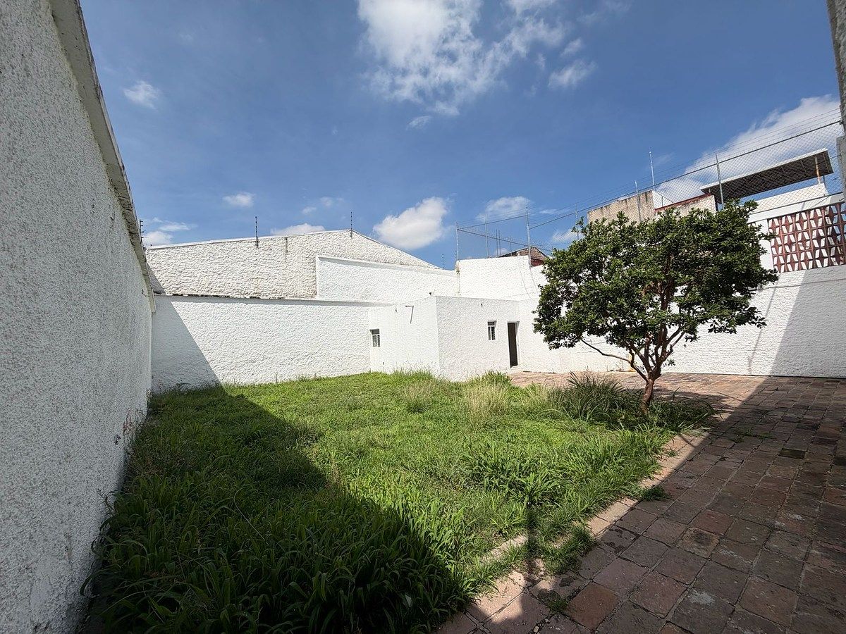 House with Commercial Use in Moderna, Guadalajara, photo 19 of 21