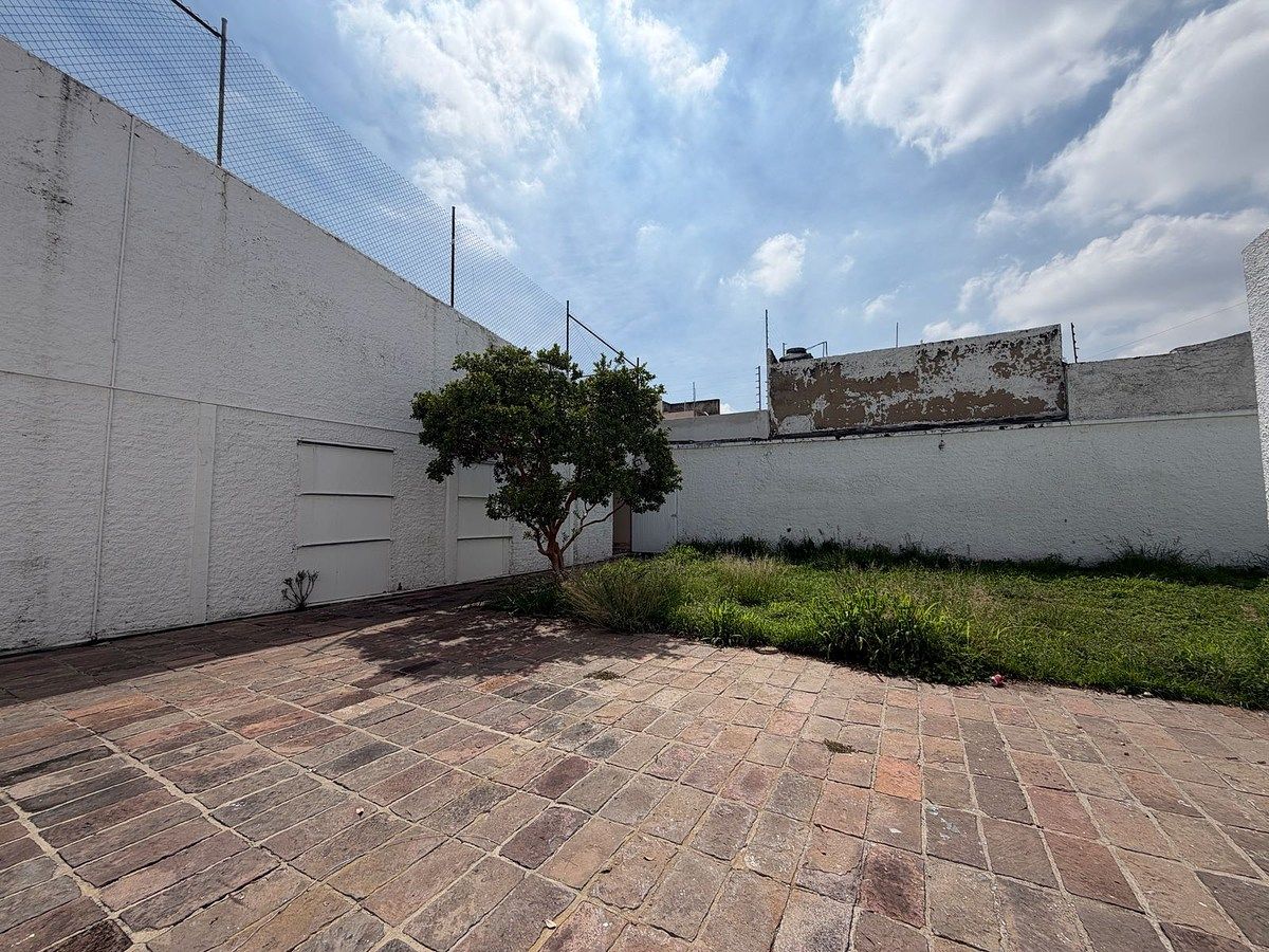 House with Commercial Use in Moderna, Guadalajara, photo 20 of 21
