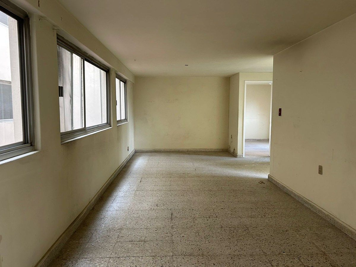 Departamento PARA REMODELAR a tu gusto en Primer Nivel, Col. América - foto 5