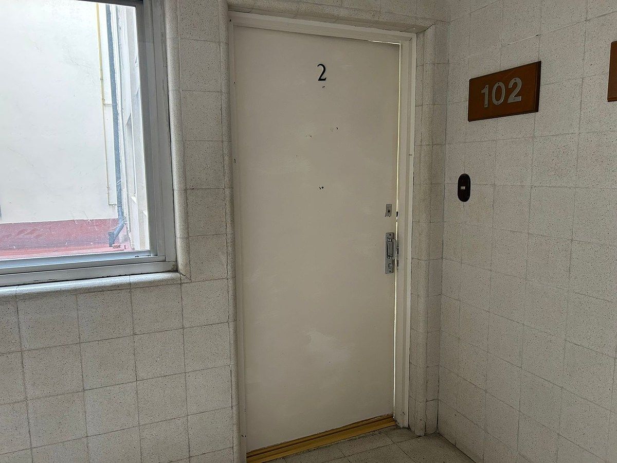 Departamento PARA REMODELAR a tu gusto en Primer Nivel, Col. América - foto 4