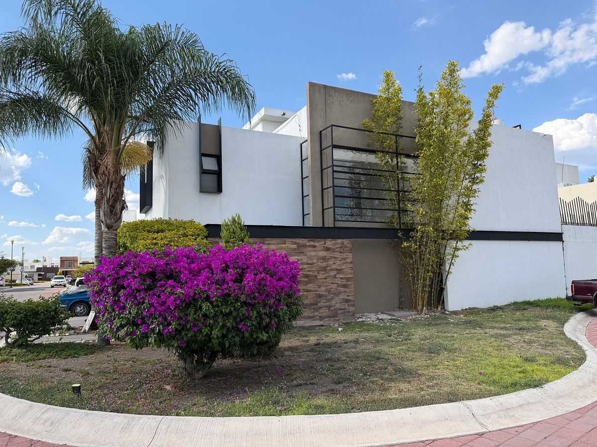 Casa en Provincia Santa Elena, Querétaro, foto 2 de 27