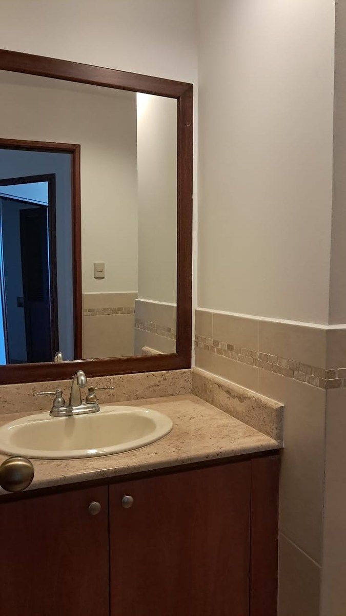 Apartamento en Zona 14, Guatemala, foto 13 de 19