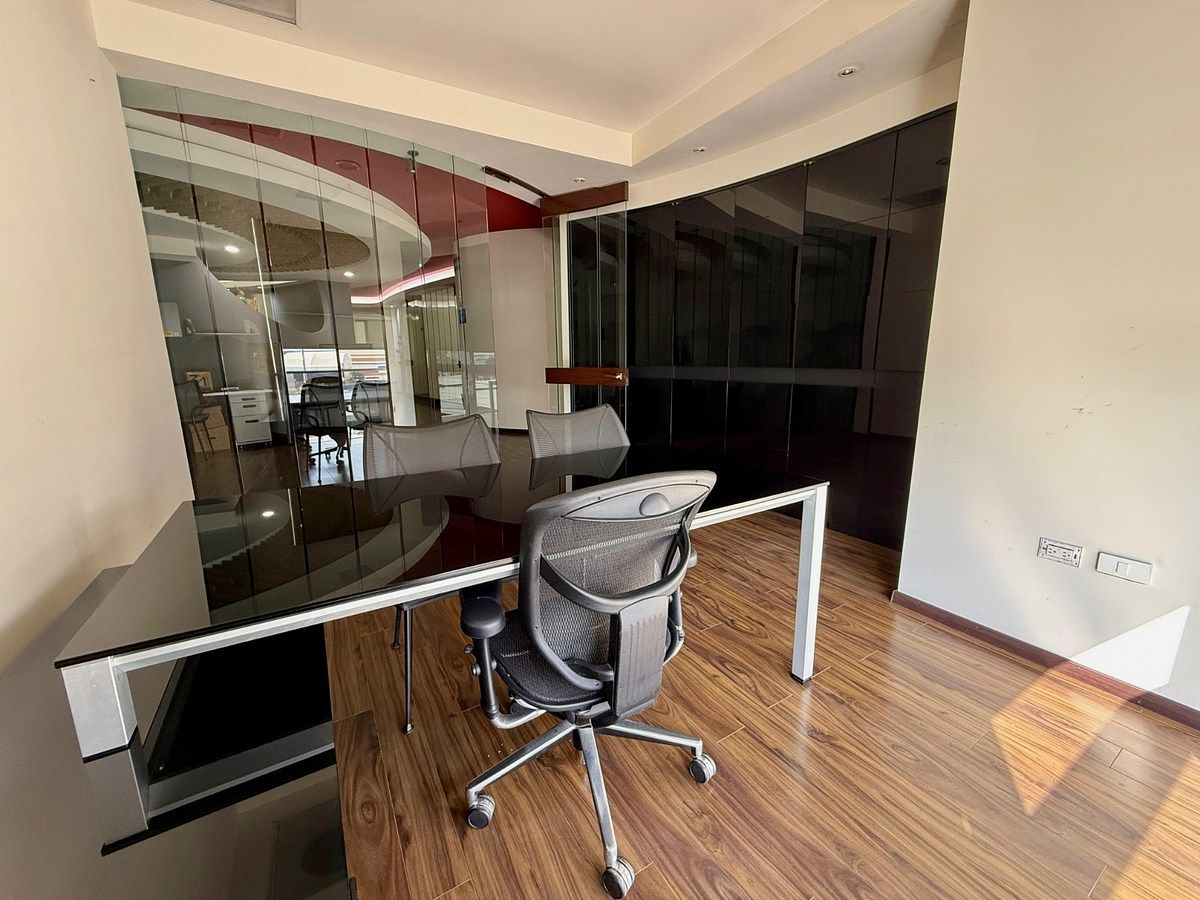 Office in Puerta de Hierro, Zapopan, photo 13 of 27