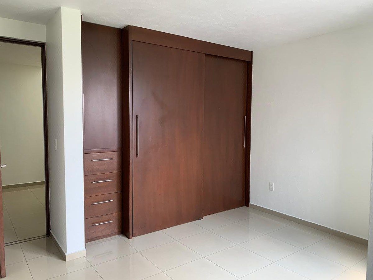 Casa en Valle Imperial, Zapopan, foto 18 de 37