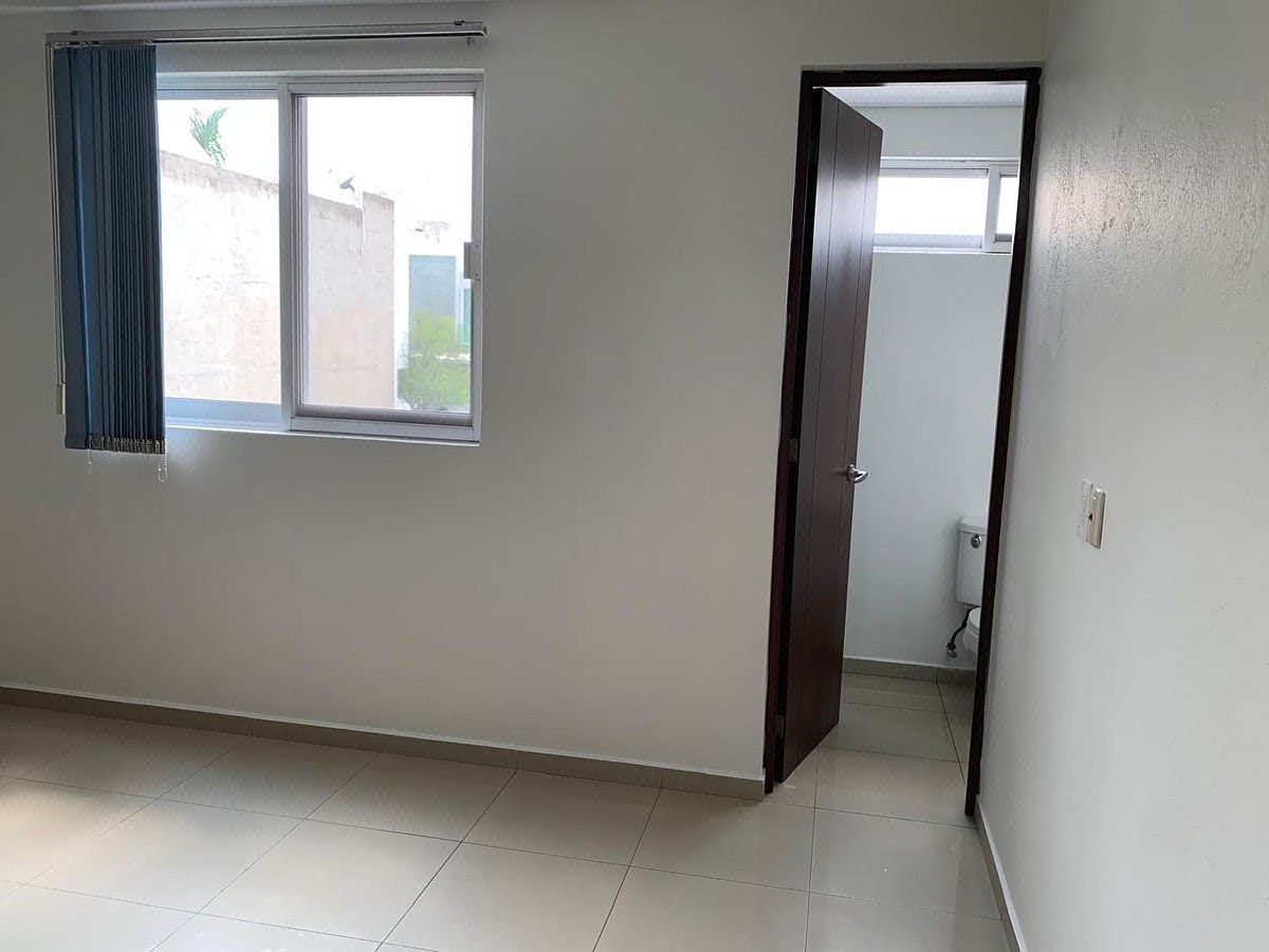 Casa en Valle Imperial, Zapopan, foto 19 de 37