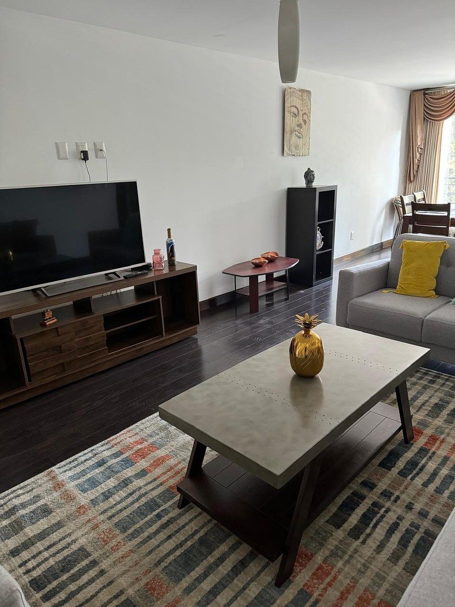 Apartamento en Renta de 3 Dormitorios en zona 14
