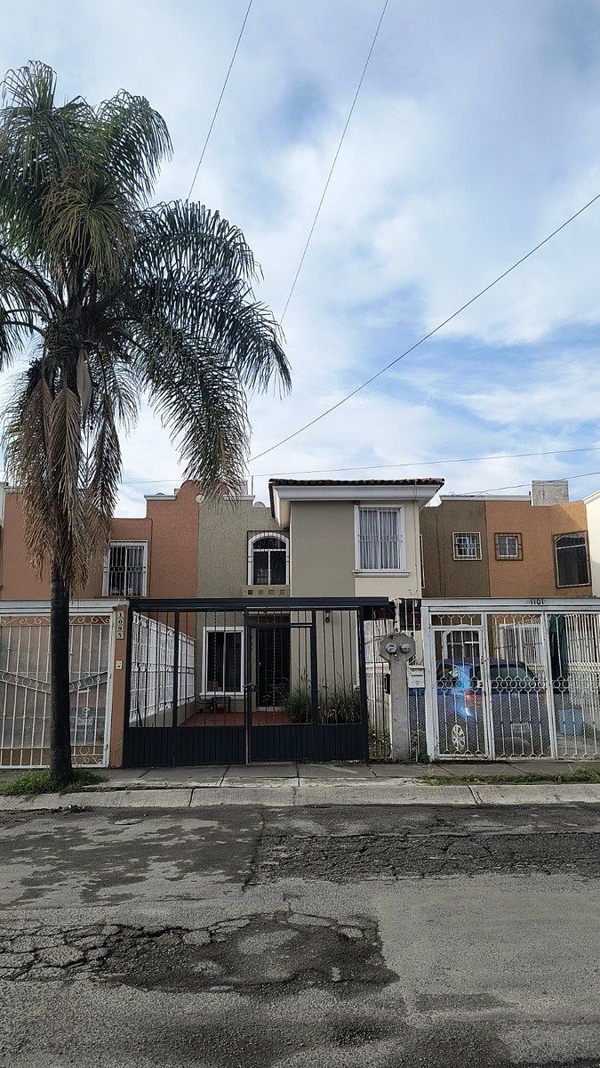CASA EN RENTA VILLAS PERISUR $13,000 pesos, photo 1 of 19