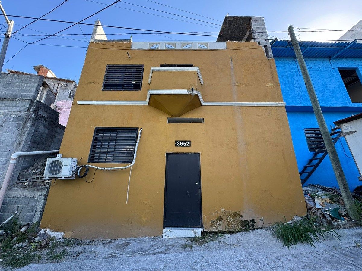 CASA EN VENTA EN COL. BUROCRATAS MUNICIPALES-ZONA SUR DE MONTERREY, foto 1 de 24