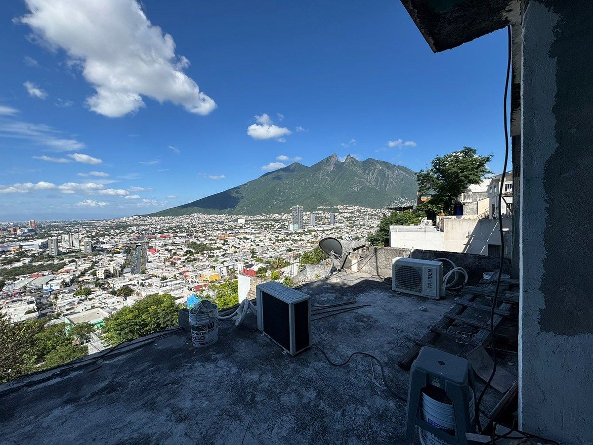 Casa em Burócratas Municipales, Monterrey, foto 3 de 24