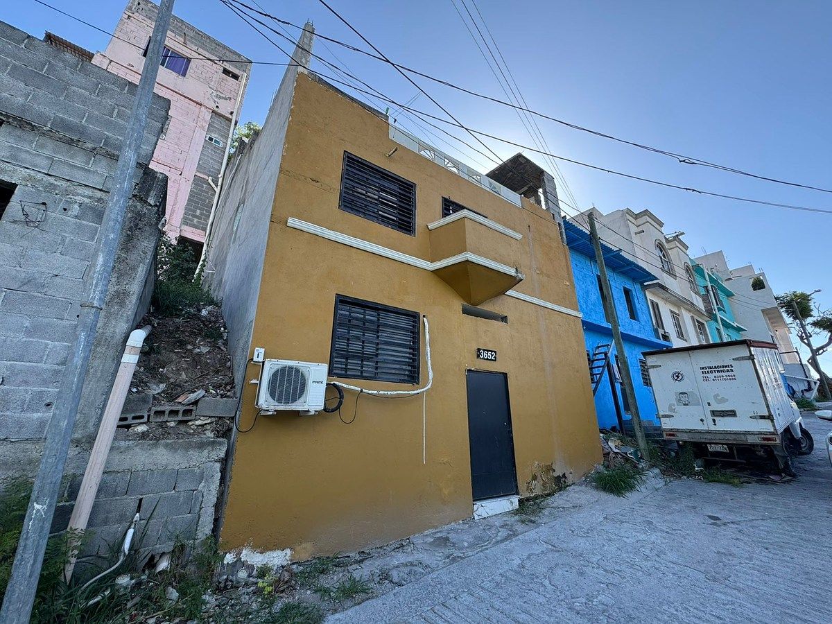 Casa em Burócratas Municipales, Monterrey, foto 7 de 24