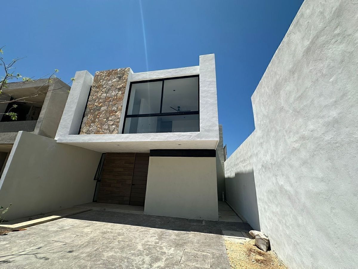 Casas en Venta en Privada Elementa Conkal Yucatan, foto 1 de 35