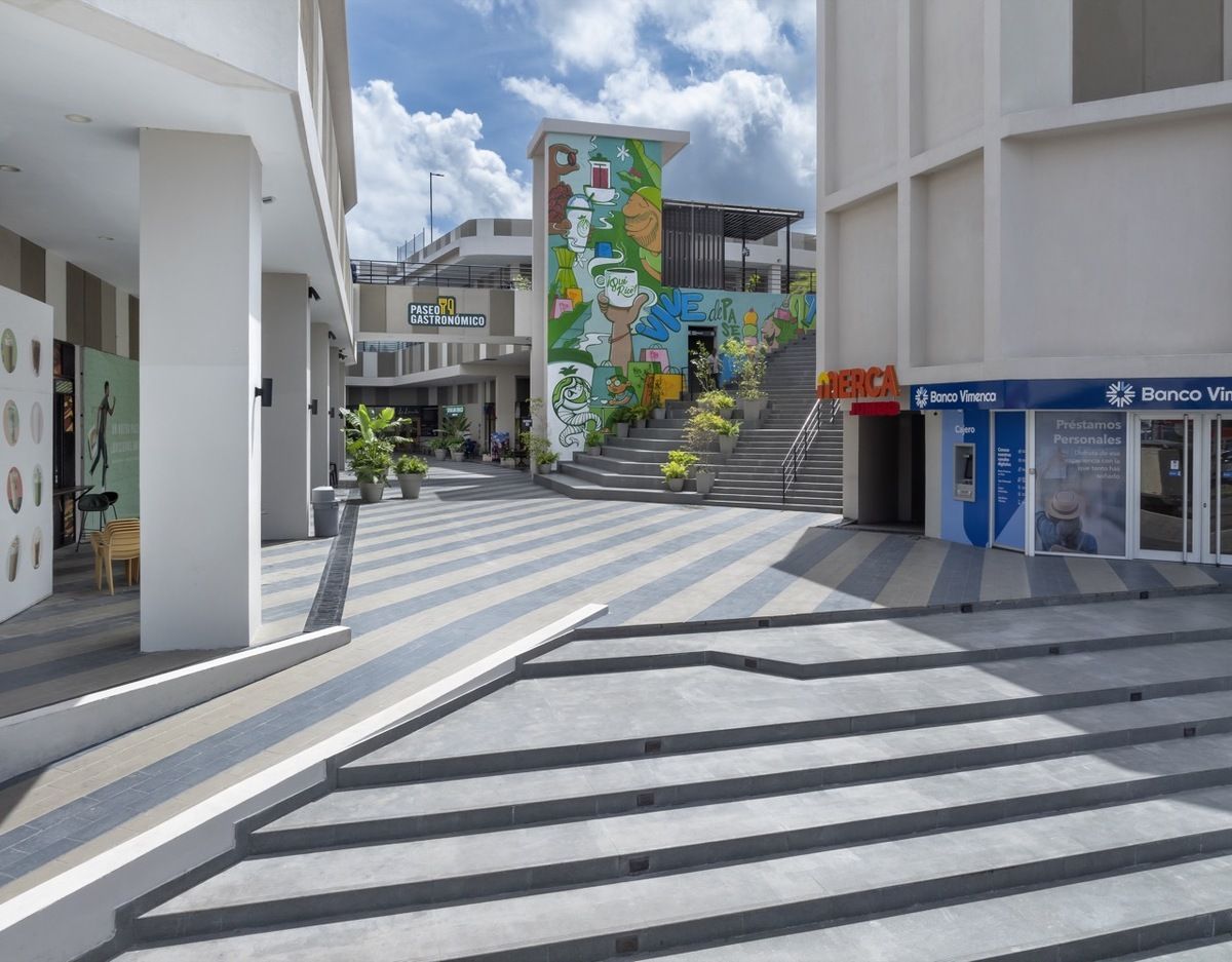 Locales Comerciales desde 95 hasta 213 m² en Alquiler | Paseo 27, Santo Domingo, foto 1 de 13