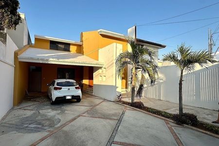 Casa en Benito Juarez Norte para Remodelar o Negocio