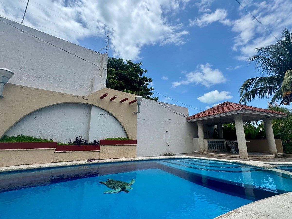 House in private, photo 1 of 23