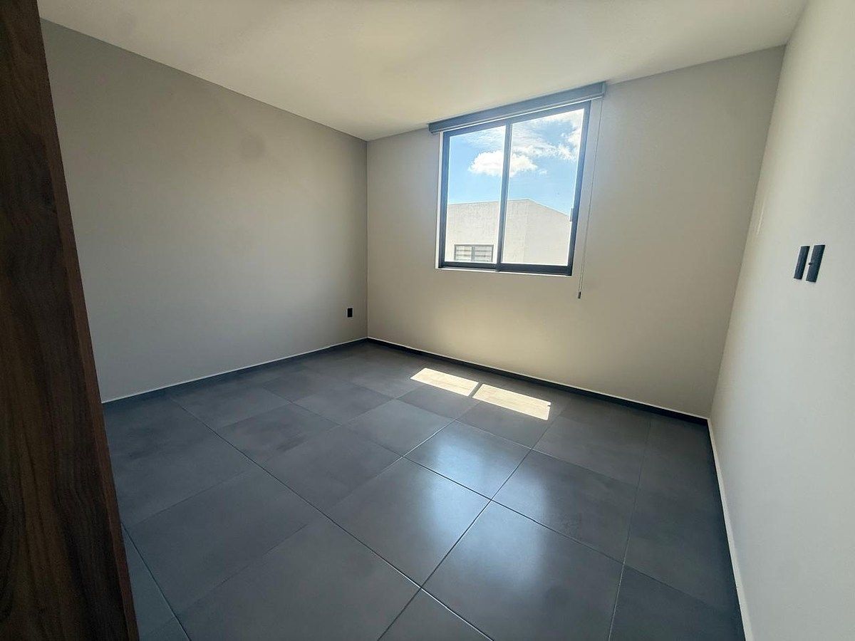 House in Gated Community in Zen Life Residencial II, El Marqués, photo 2 of 19