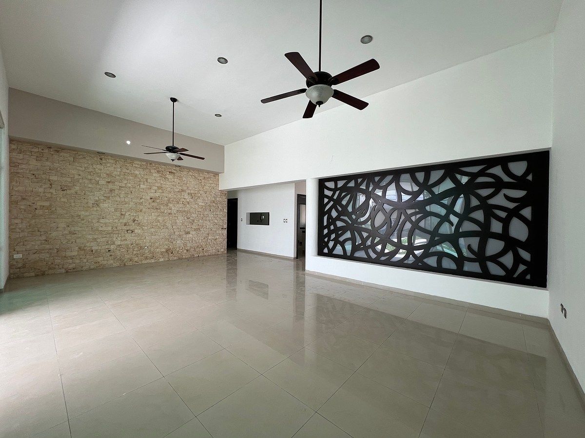 Casa en Altabrisa, Mérida, foto 3 de 46