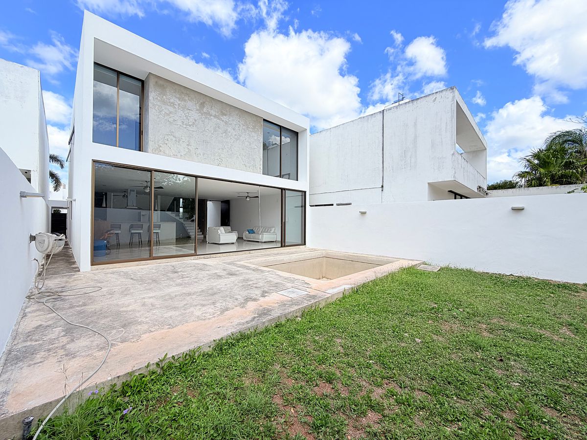 Casa en condominio en Cholul, Mérida, foto 2 de 36