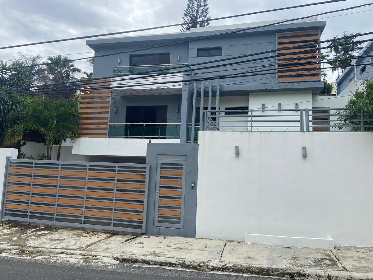 Exclusiva Casa Moderna en Venta | Cerros de Arroyo Hondo II Precio: US$365,000I, foto 1 de 12