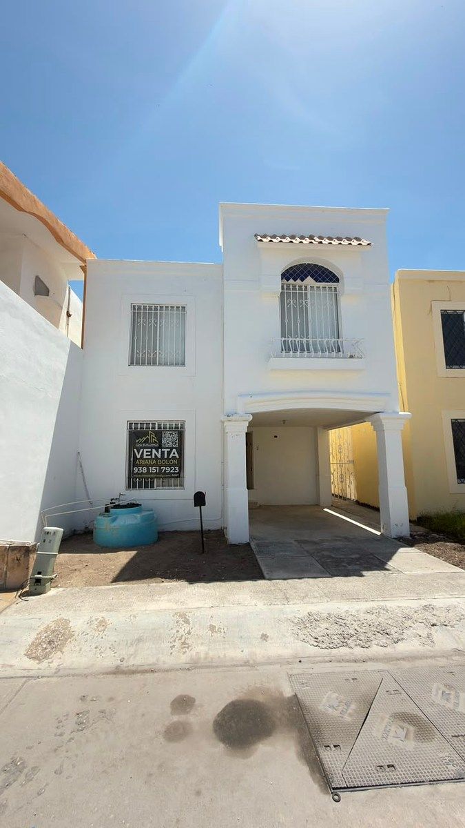 CASA EN VENTA - FRACC. PUERTA DE HIERRO, photo 1 of 17