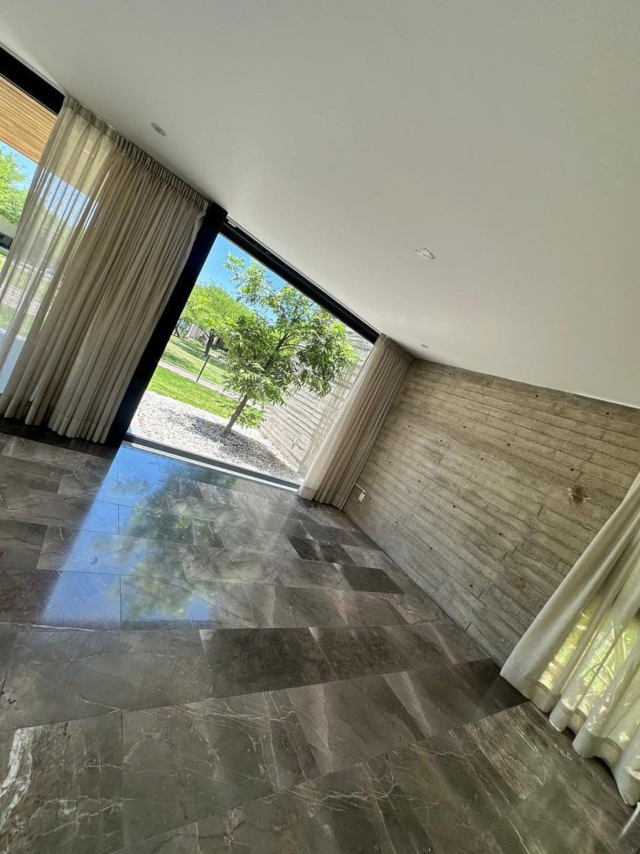 House in Gated Community in El Marqués, Querétaro, photo 8 of 21