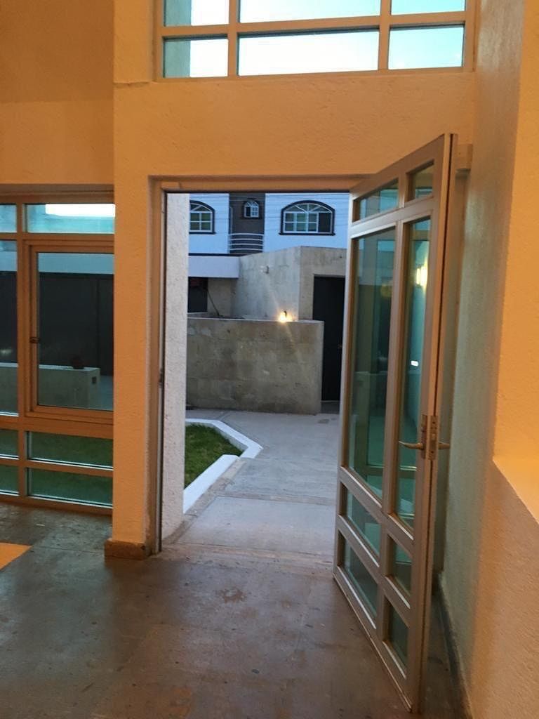 Casa em condomínio fechado em Colinas del Cimatario, Querétaro, foto 8 de 14