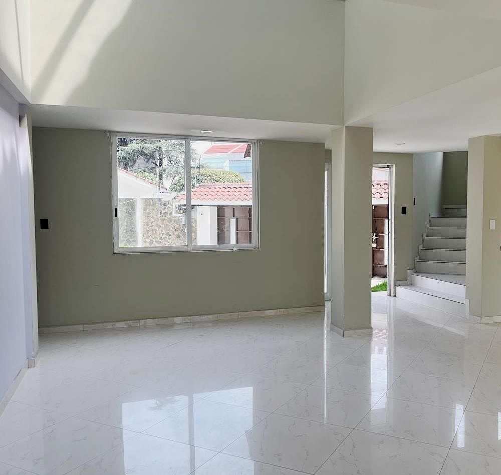 Casa em Colinas del Bosque, Tlalpan, foto 3 de 24