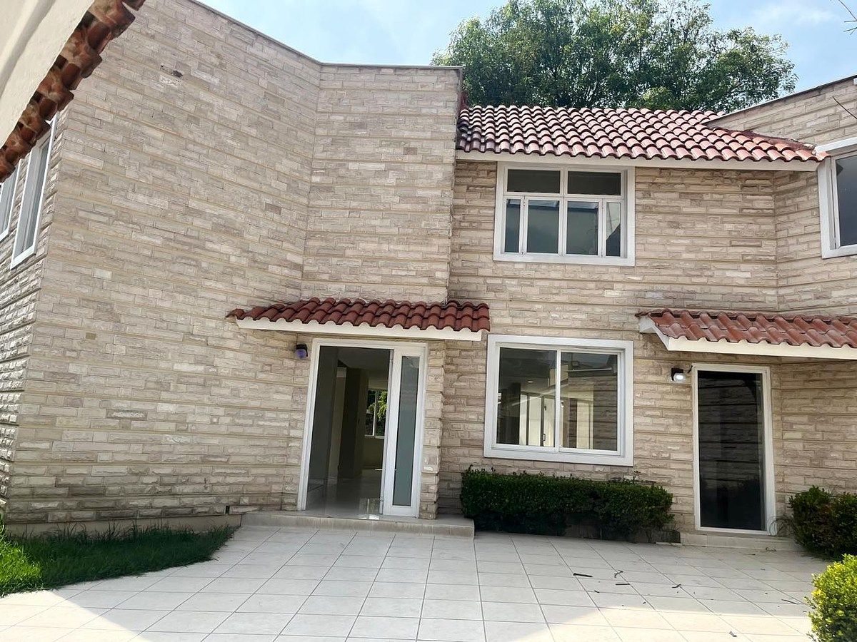 Casa em Colinas del Bosque, Tlalpan, foto 2 de 24