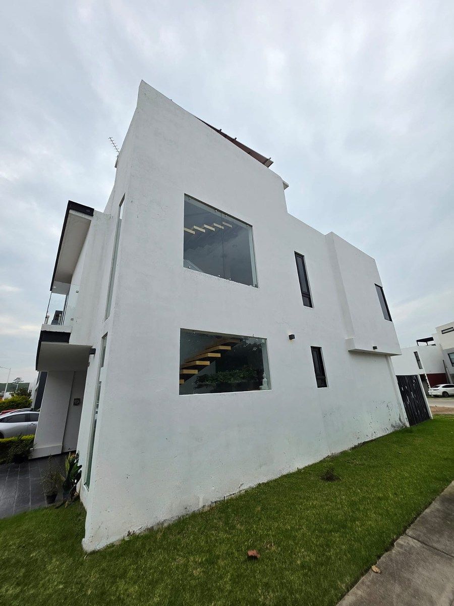 House in Gated Community in El Campestre, Zapopan, photo 2 of 26