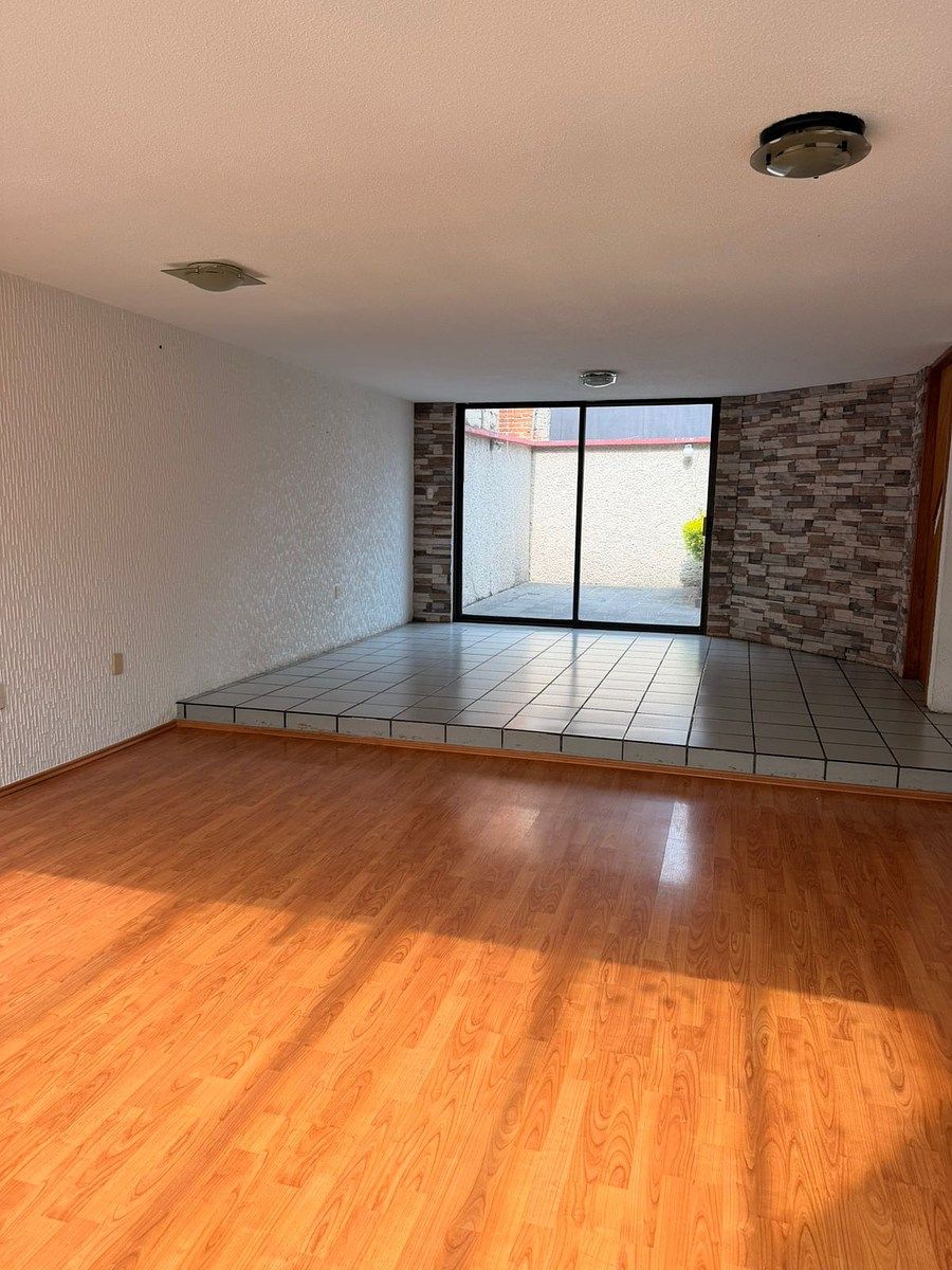 Casa em Villa del Puente, Tlalpan, foto 3 de 13