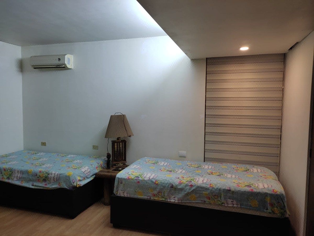 House in Las Cumbres 5 Sector B, Monterrey, photo 18 of 39