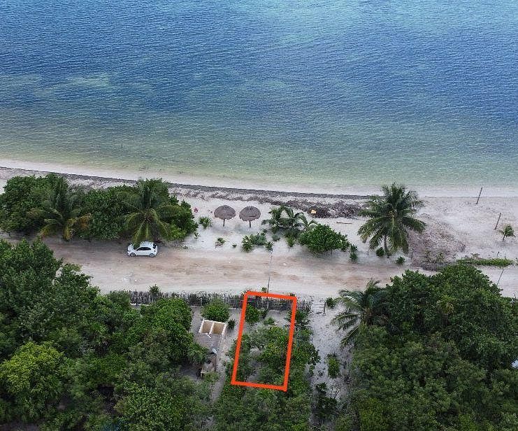 Terreno en venta en Mahahual, foto 1 de 4