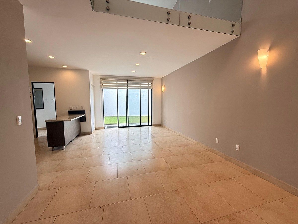 House in Gated Community in Cumbres del Lago, Querétaro, photo 3 of 24