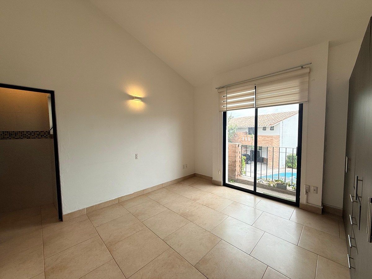 House in Gated Community in Cumbres del Lago, Querétaro, photo 12 of 24