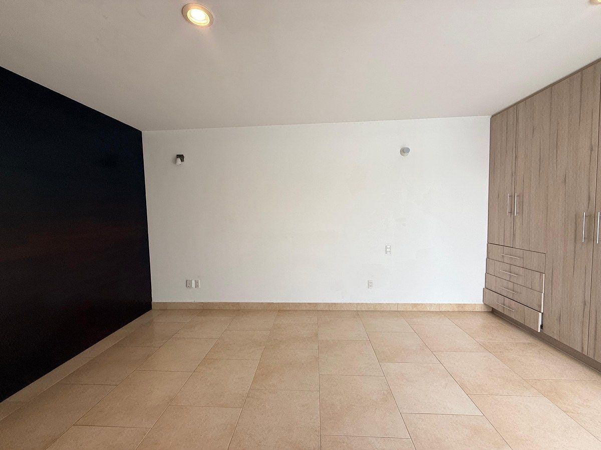 House in Gated Community in Cumbres del Lago, Querétaro, photo 14 of 24