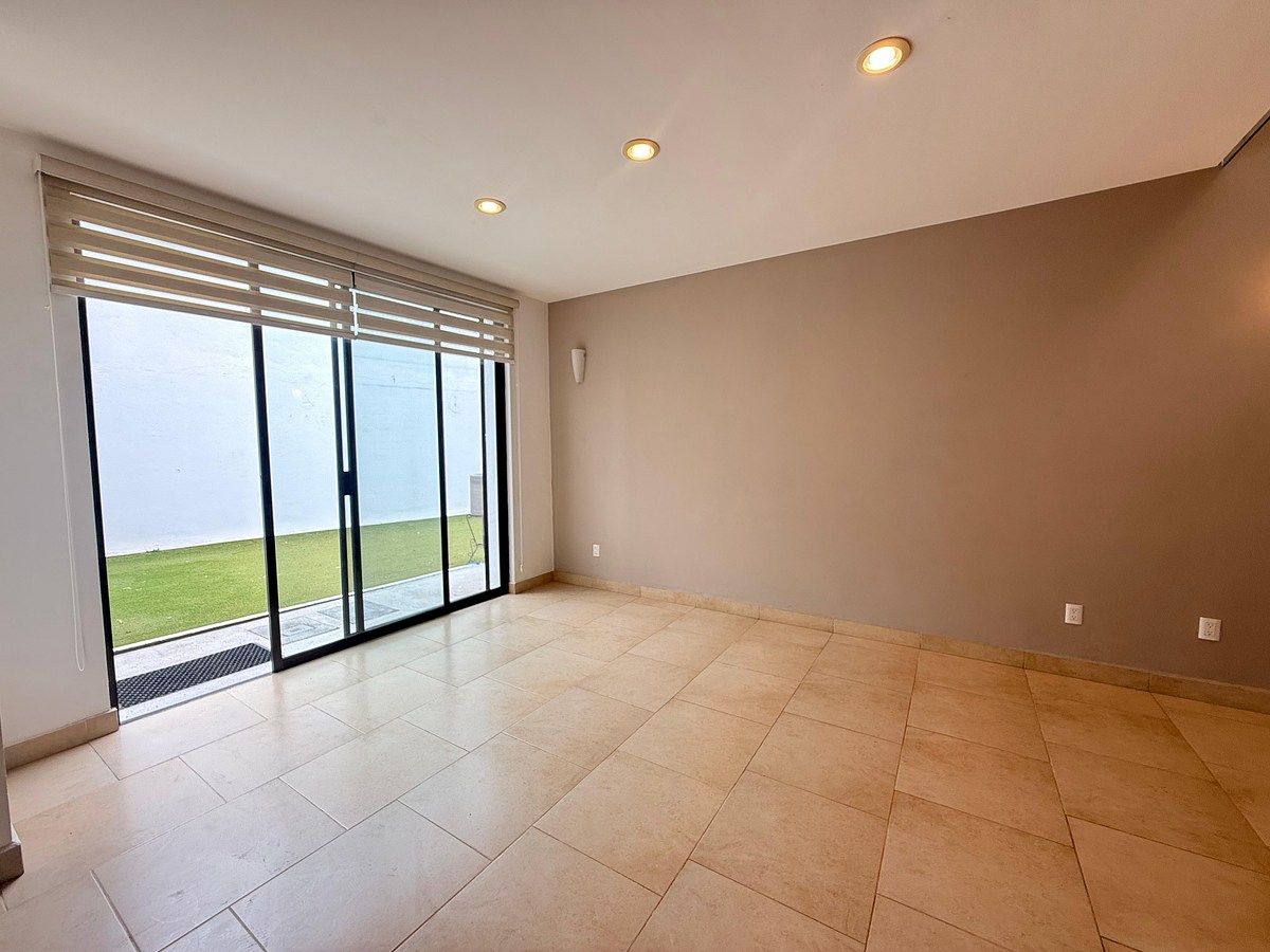 House in Gated Community in Cumbres del Lago, Querétaro, photo 21 of 24