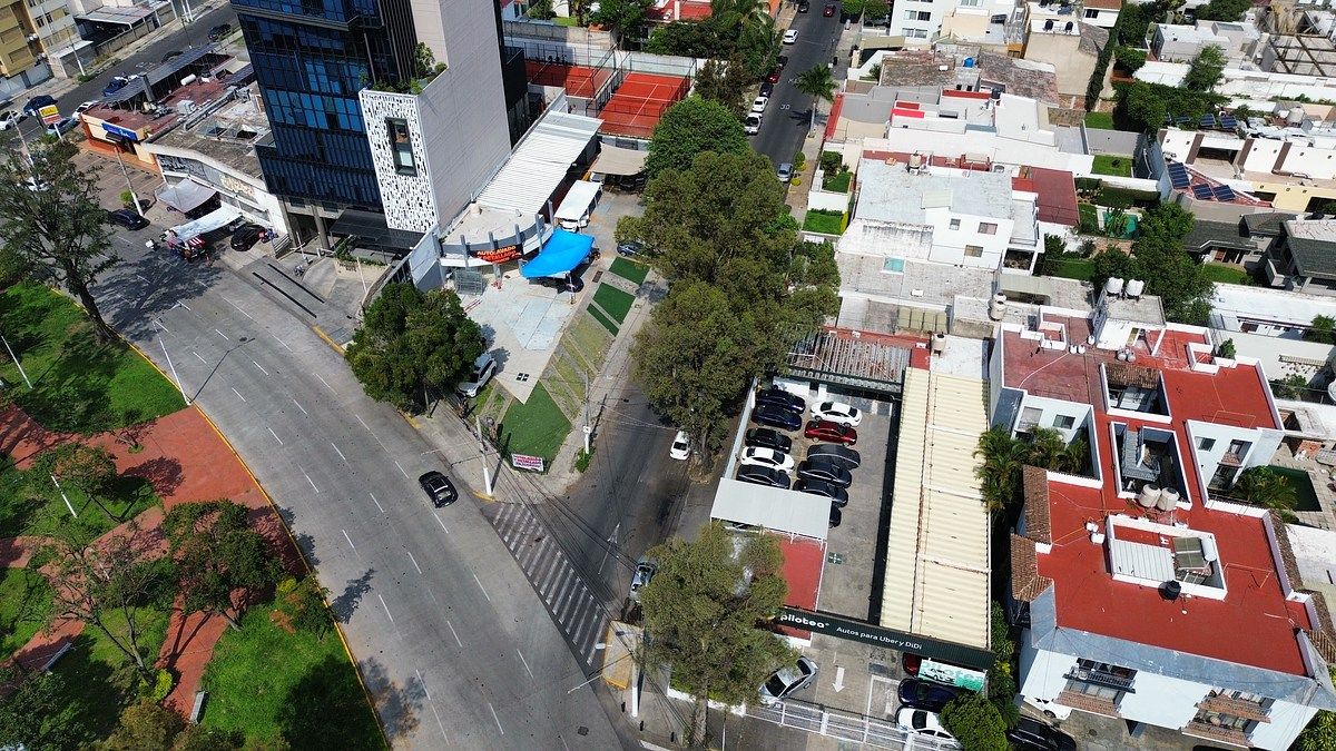 Local comercial en Ciudad Del Sol, Zapopan, foto 8 de 18