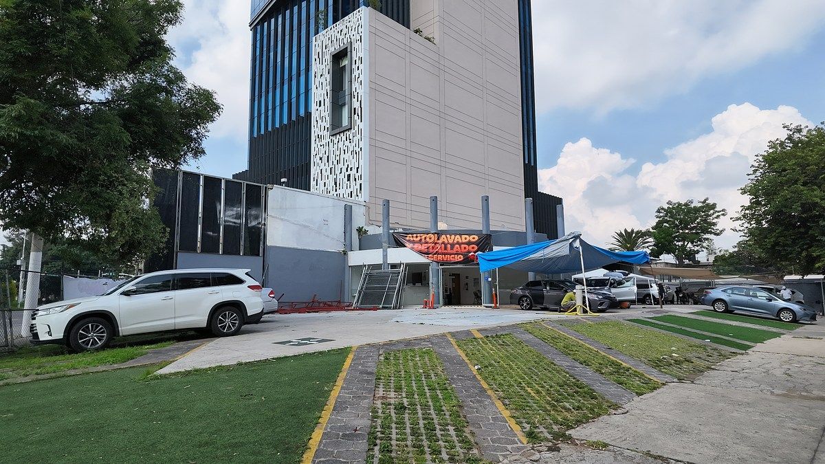 Local comercial en Ciudad Del Sol, Zapopan, foto 10 de 18