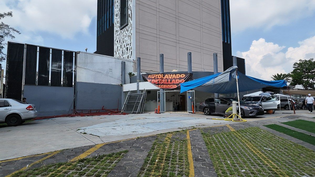 Local comercial en Ciudad Del Sol, Zapopan, foto 11 de 18