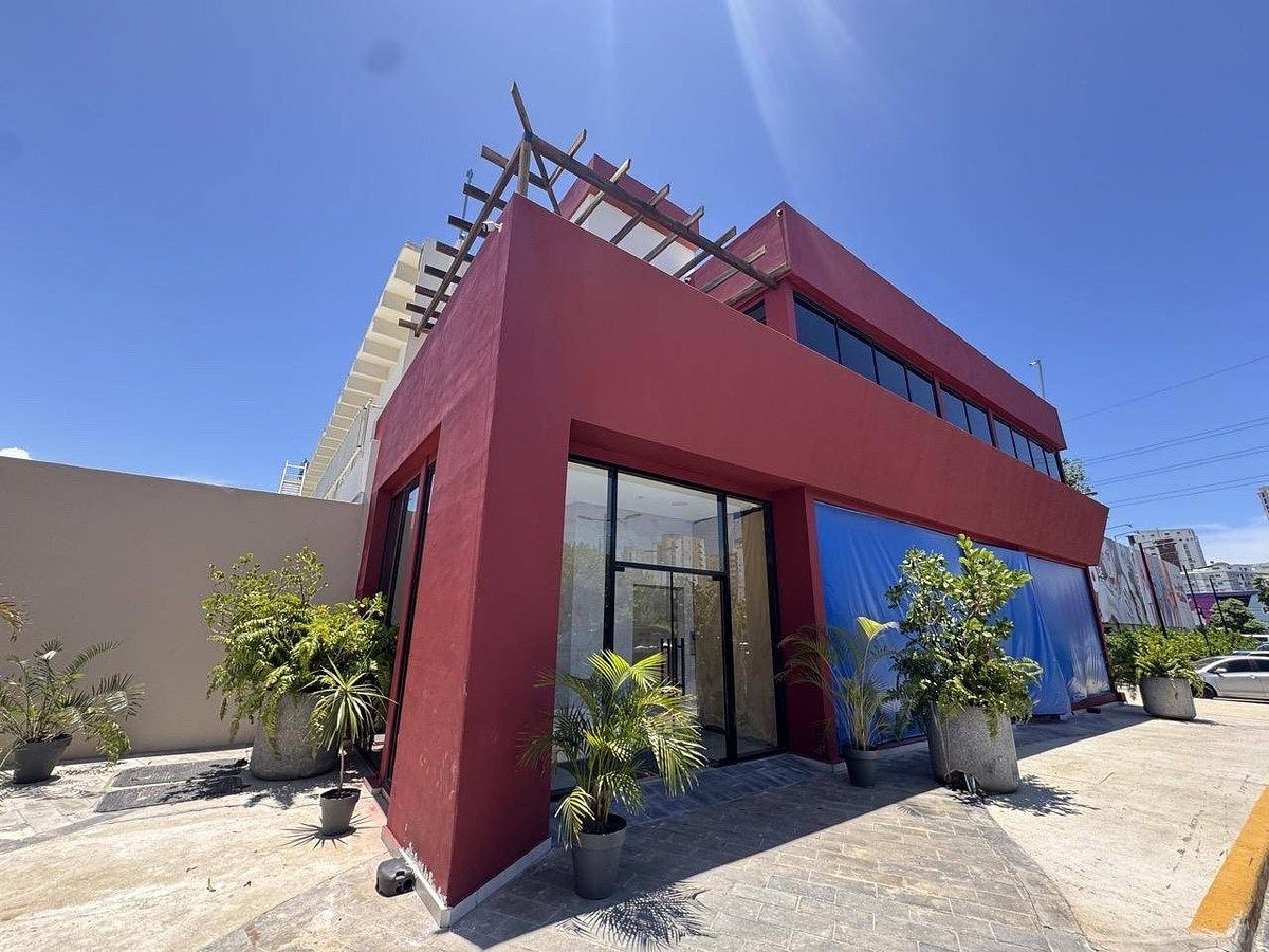 Local Comercial / Oficina en Alquiler – 930.77 m² | Arroyo Hondo Viejo, Santo Do, foto 1 de 3
