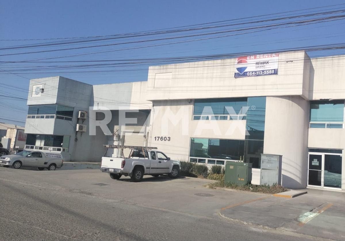 Bodega comercial en Garita Otay, Tijuana, foto 2 de 12
