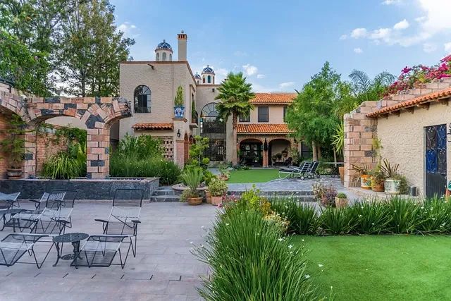 House in Villa de los Frailes, San Miguel de Allende, photo 6 of 50
